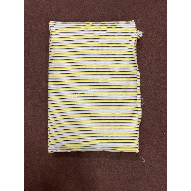 สีเหลือง