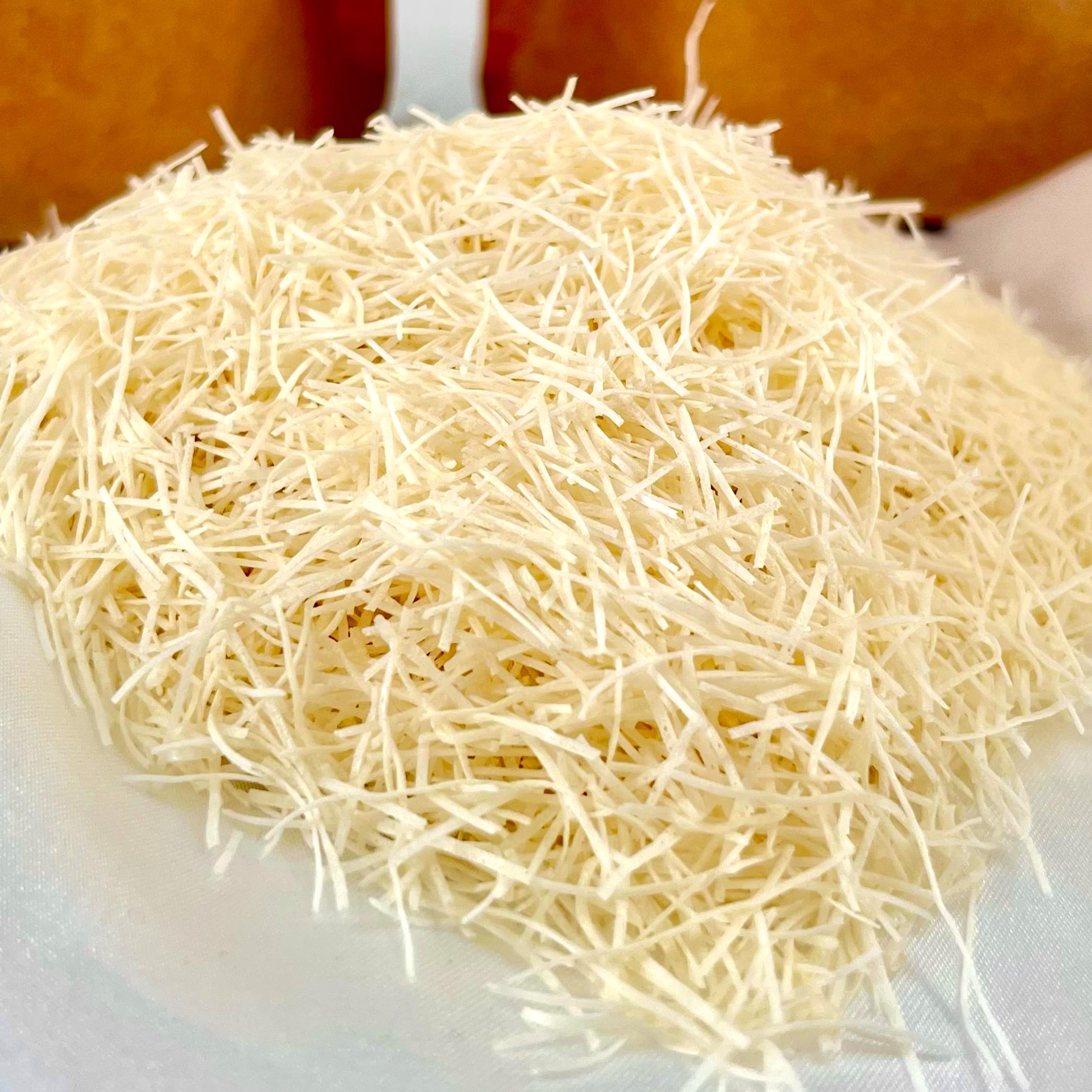 ข้าวสาลีฝอยสีขาว