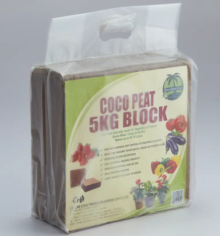 100% Sri Lankan Natural 5kg Cocopeat Blocks For Greenhouses and Agricultural Lands For Tomatoes, Bell Peppers and cucumbers