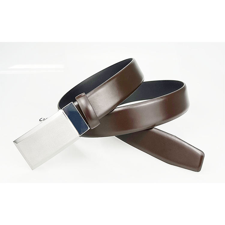 สีน้ำตาล/สีดำ