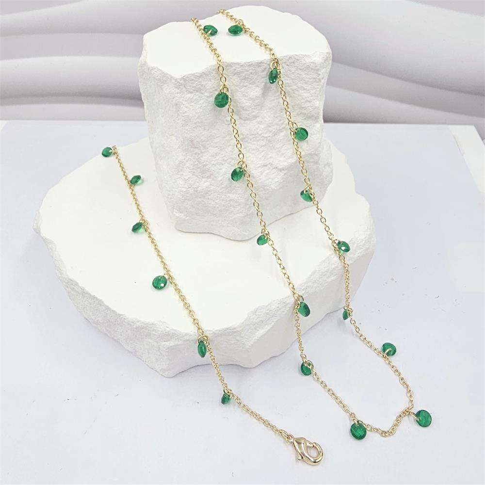 สีเขียว