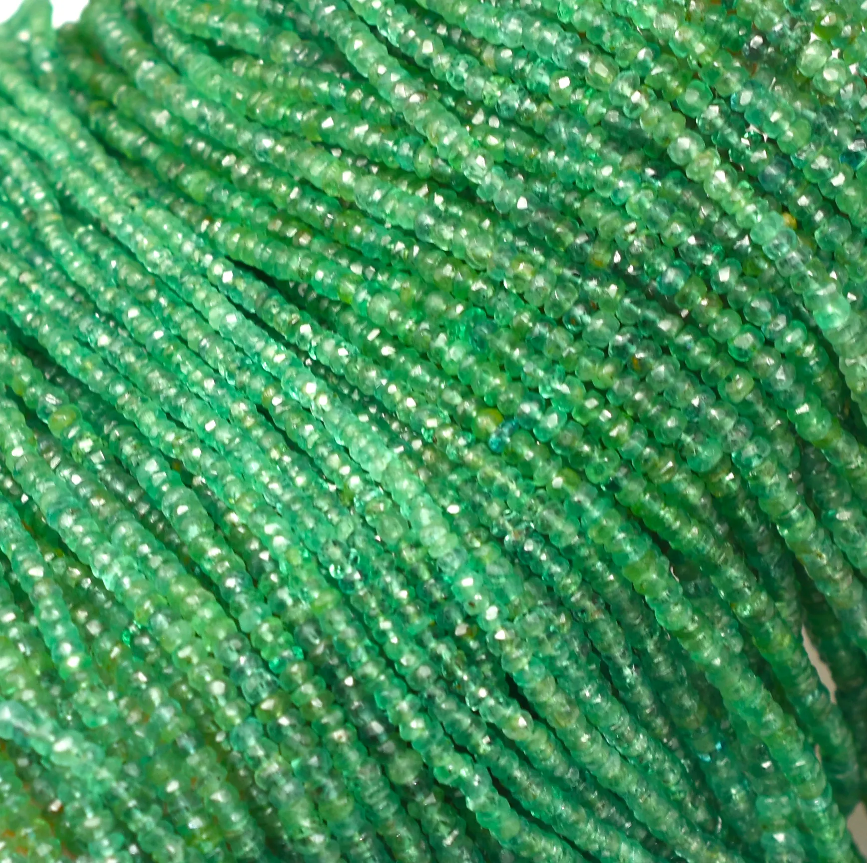 Cuentas facetadas de Esmeralda de Zambia, precios al por mayor de alta calidad, superventas, cuentas de piedras preciosas de Esmeralda verde oscuro, cuentas sueltas para joyería