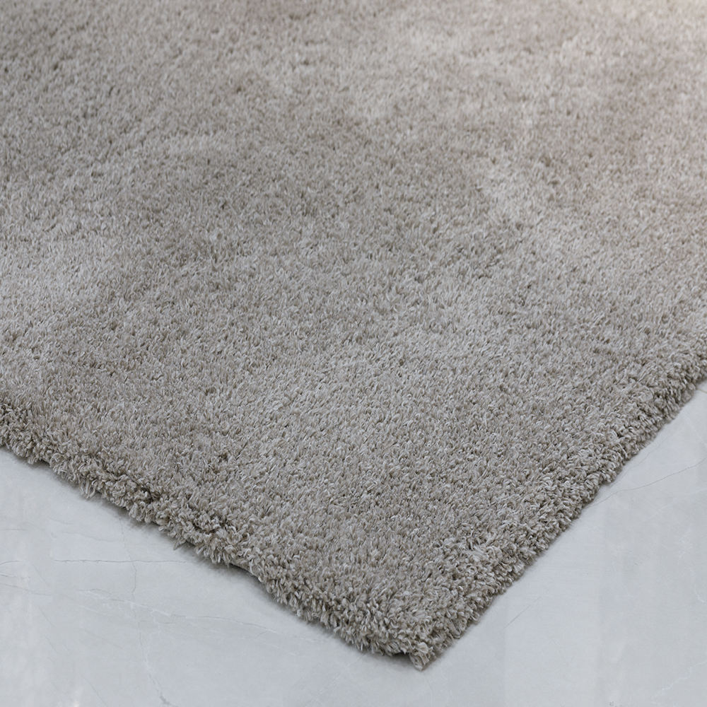 สีเทาเข้ม