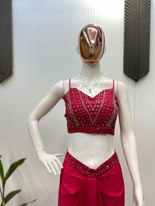 时尚婚礼季新款三件套西方服装