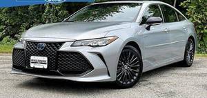 משמש עבור toyota avalon היברידי xse 4dr sedan נראה טוב פנים כהה עור פנים כהה מושבים מנוע fwd כונן 19 אינץ