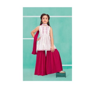 印度出口的新潮设计礼服和Sharara套装和Koti风格3件和<span class=keywords><strong>Lehenga</strong></span> Choli和作物上衣