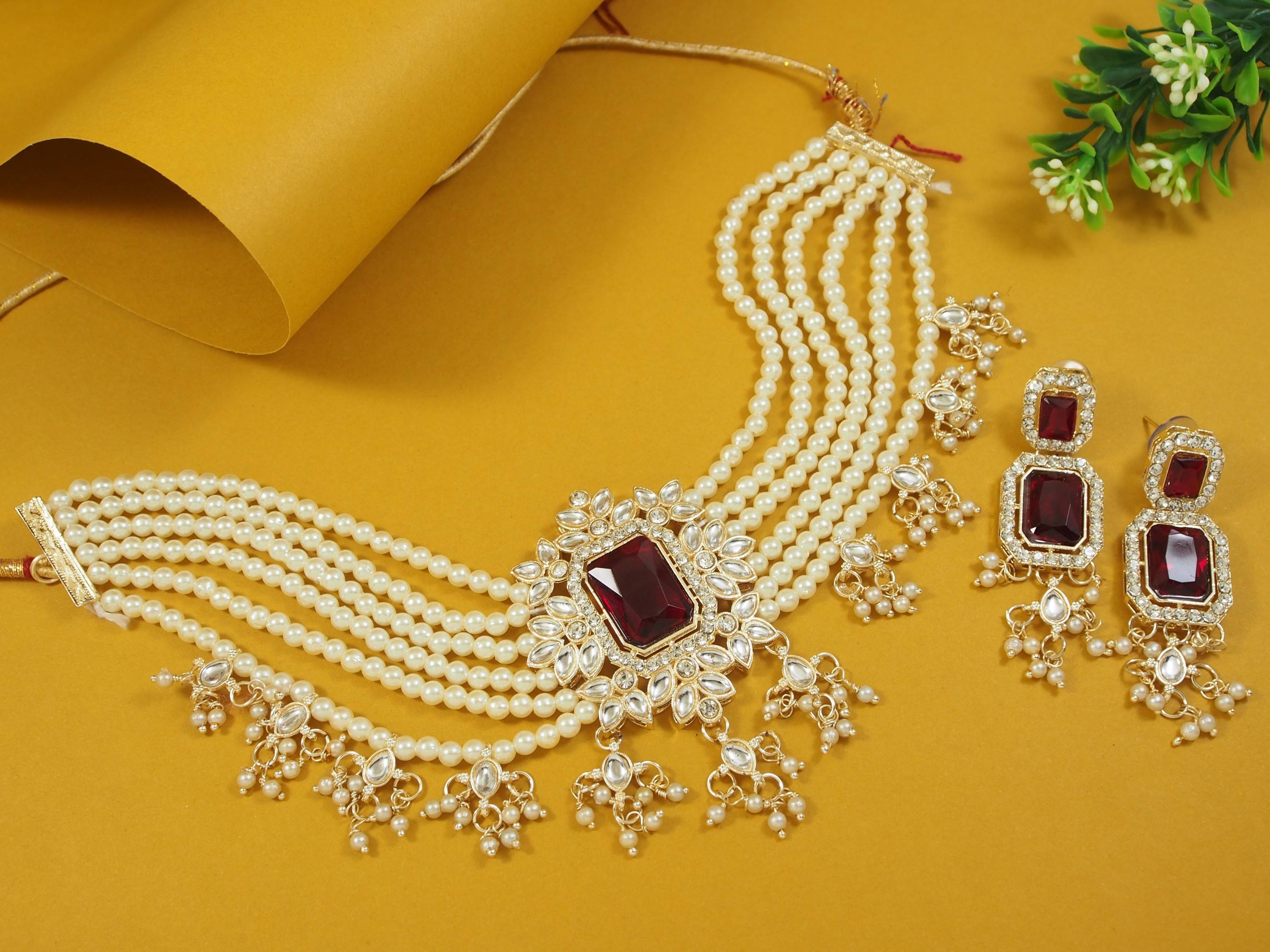 สีน้ำตาล