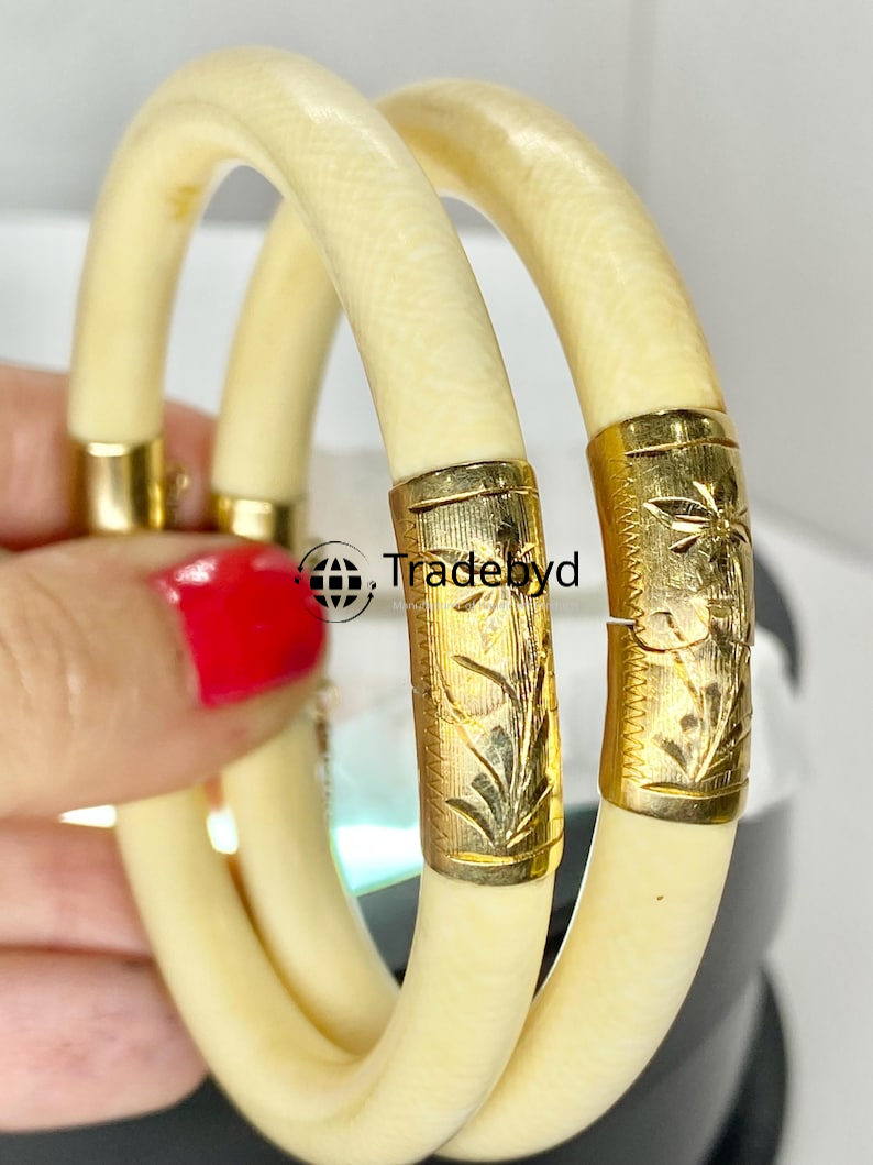 Available in Different Color