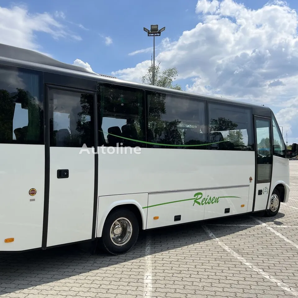 バス使用2012 IVECO RAPIDO C70CC