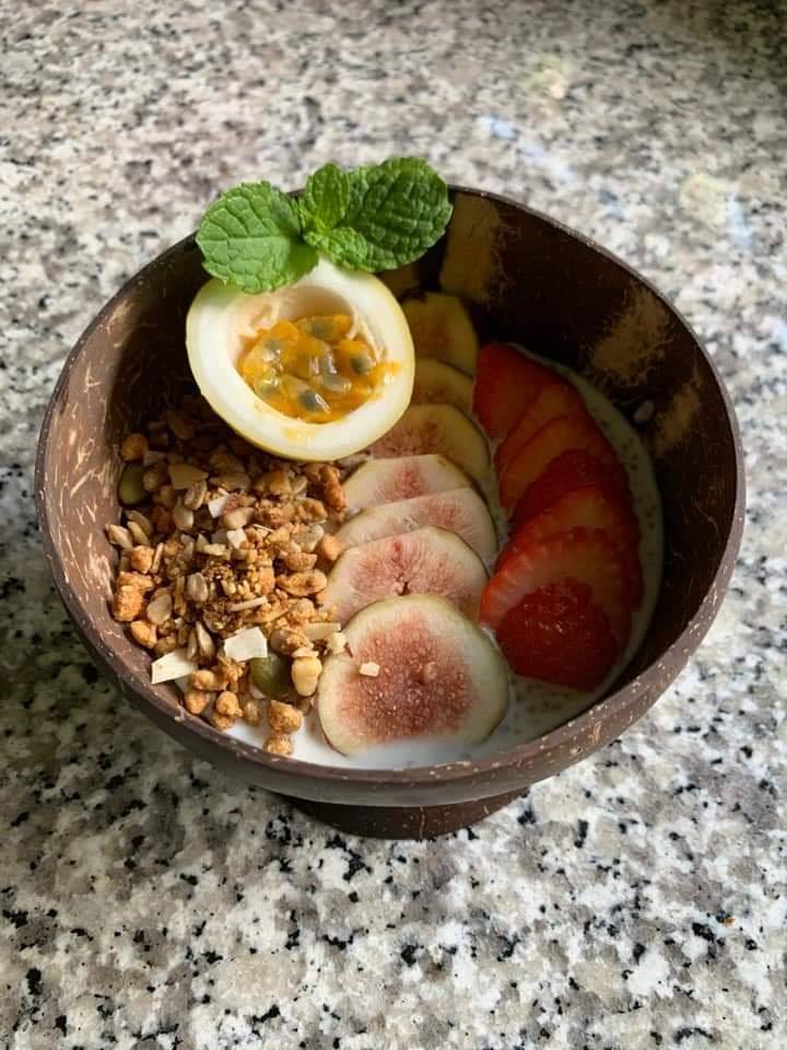 Natural coconut color