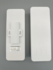 Lector RFID activo direccional de largo alcance 2,4G lector RFID de animales UHF RFID lector sensor de temperatura