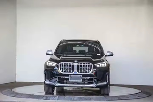 Used 2023 B-MW <strong>X1</strong> Vehicle - Product Image 2