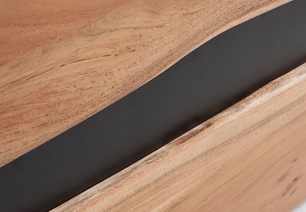 สีดำธรรมชาติ