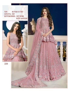 ヘビーファブリックバタフライネットシーケンス刺Embroidery作業LehenghaCholiウェディングウェア女性用