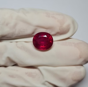 9x11 MM naturale rosso sangue rubino di qualità AAA pietra sfaccettata in vetro pieno forma ovale rubino per la creazione di gioielli pietre preziose sciolte - Product Image 3