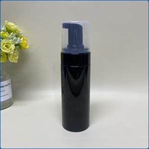 OEM/ODM üretici siyah PET köpük şişe 160ml - 42mm - <span class=keywords><strong>25g</strong></span> lüks siyah köpük yüz temizleyici şişe