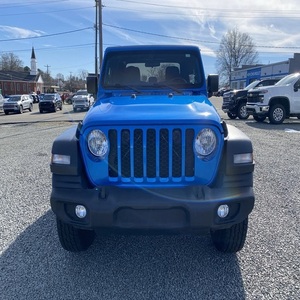 2021 <strong>Jeep</strong> Gladiator Sport Crew Cab 4WD Pickup Manual &amp; Automatic Gear Leather Seats 4L Engine AWD Drive Gas &amp; Electric Fuel - Product Image 1