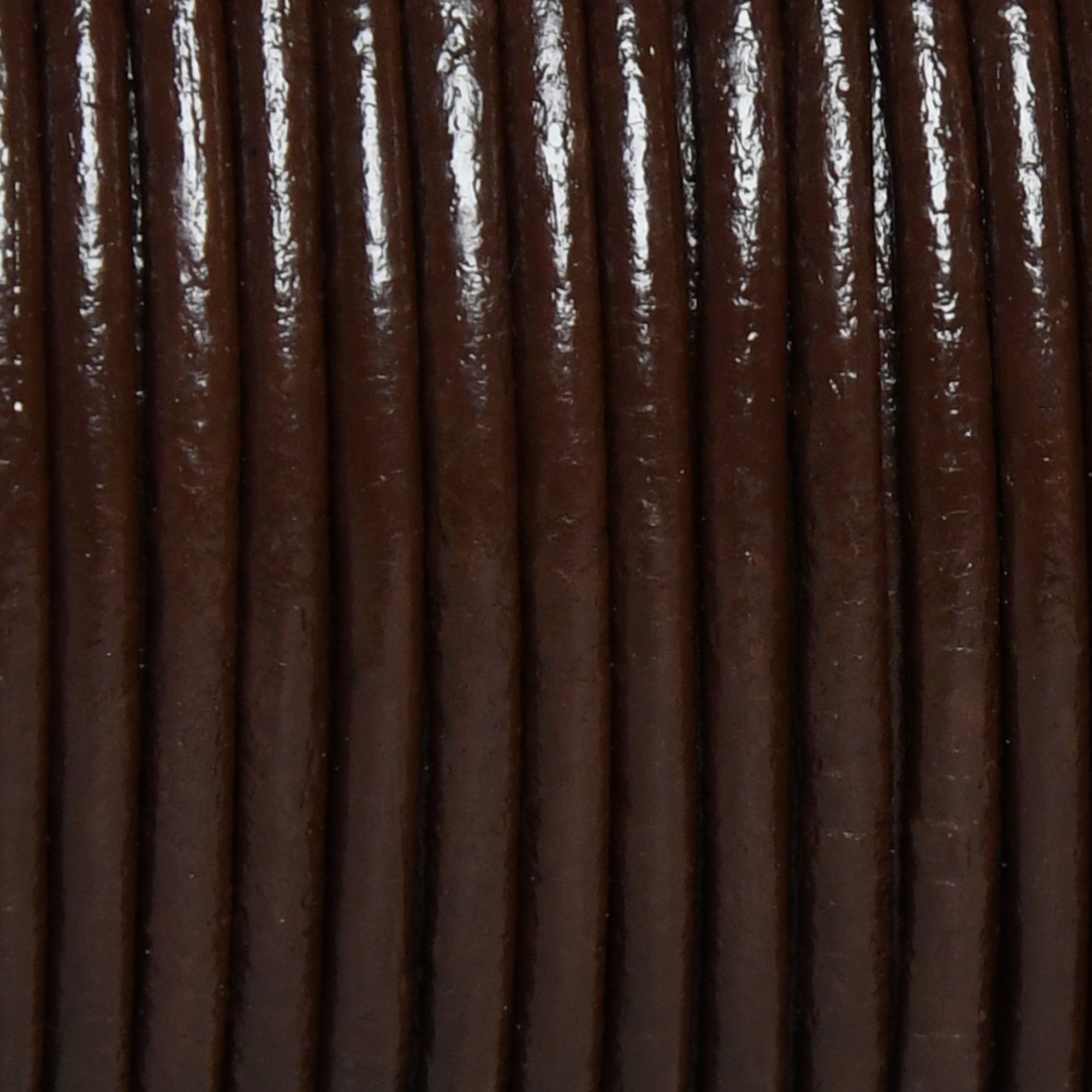 สีน้ำตาล