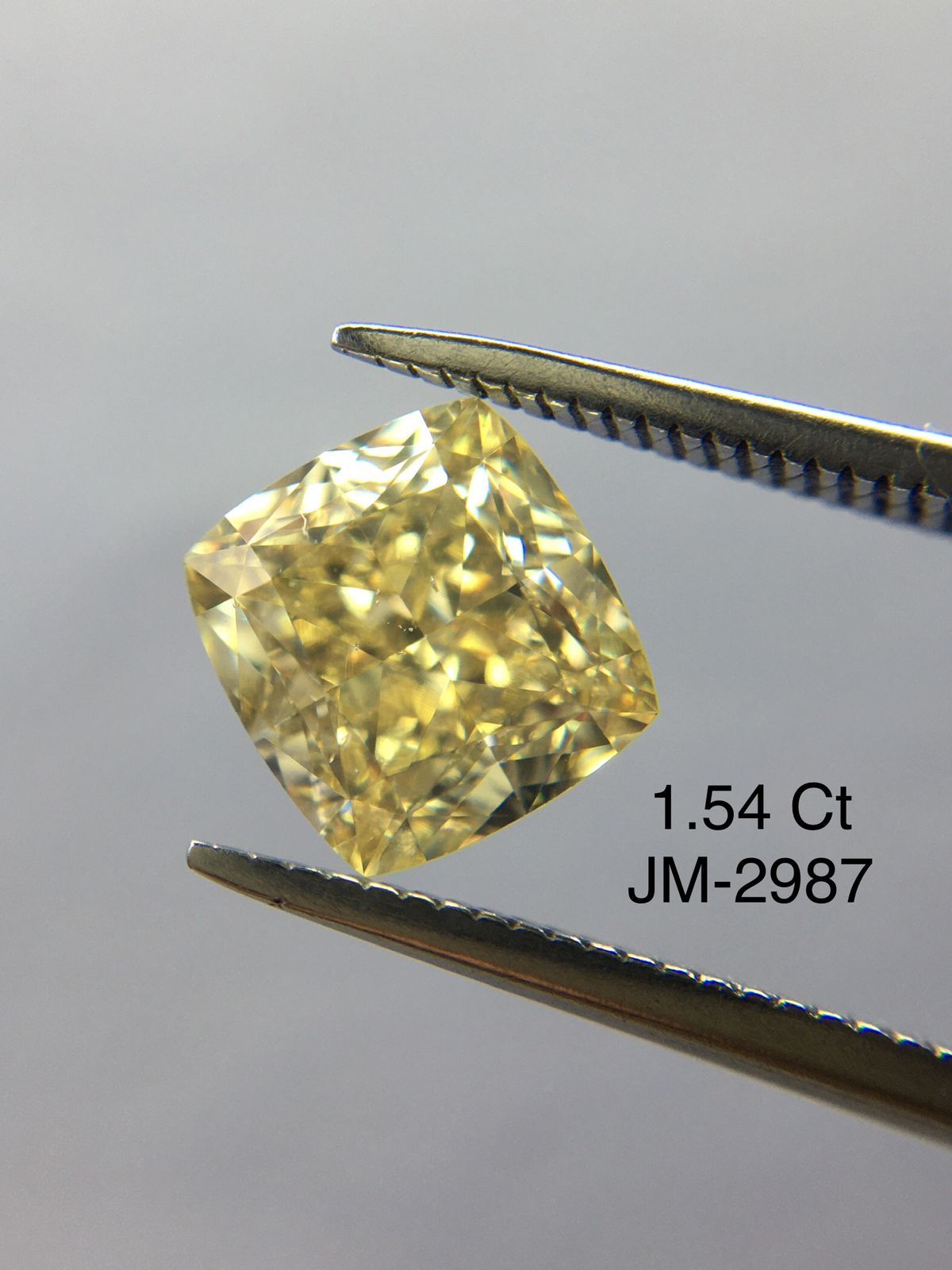 Jaune