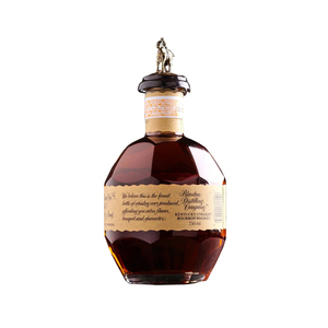 วิสกี้บูร์บงของ Blanton ขนาด750มล. สร้างขึ้นอย่างพิถีพิถันสำหรับผู้ที่ชื่นชอบบูร์บงที่ชื่นชอบความเรียบเนียน - Product Image 1