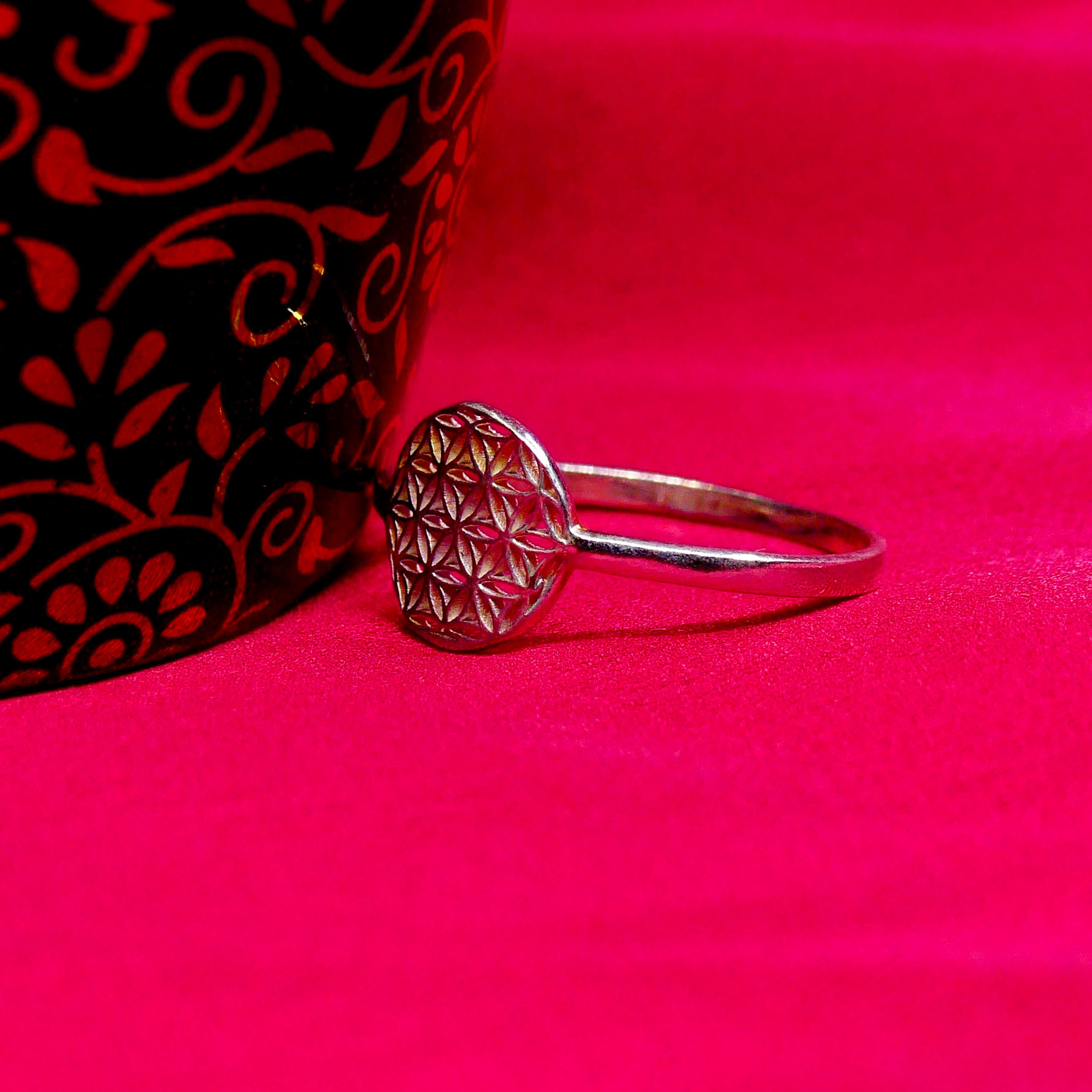 สีเหลือง