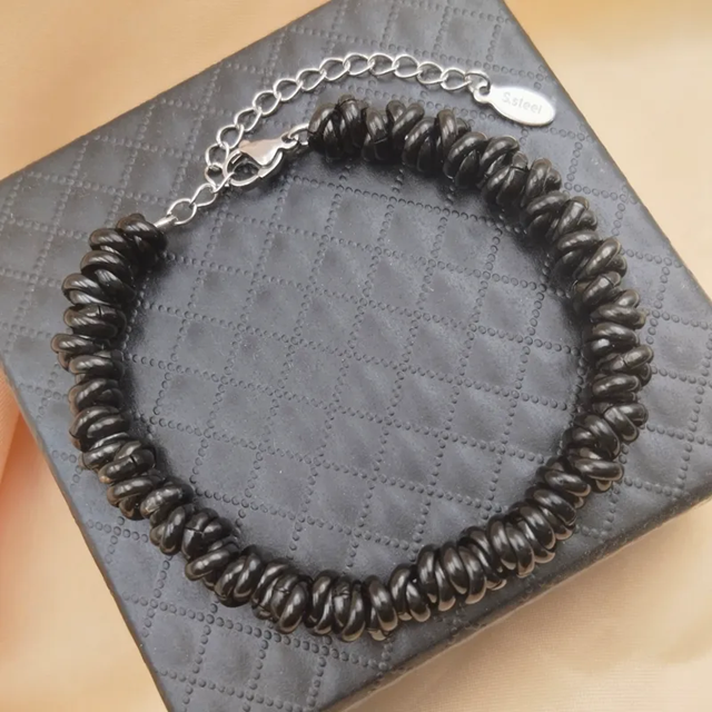 ทอง, เงิน, ดำ