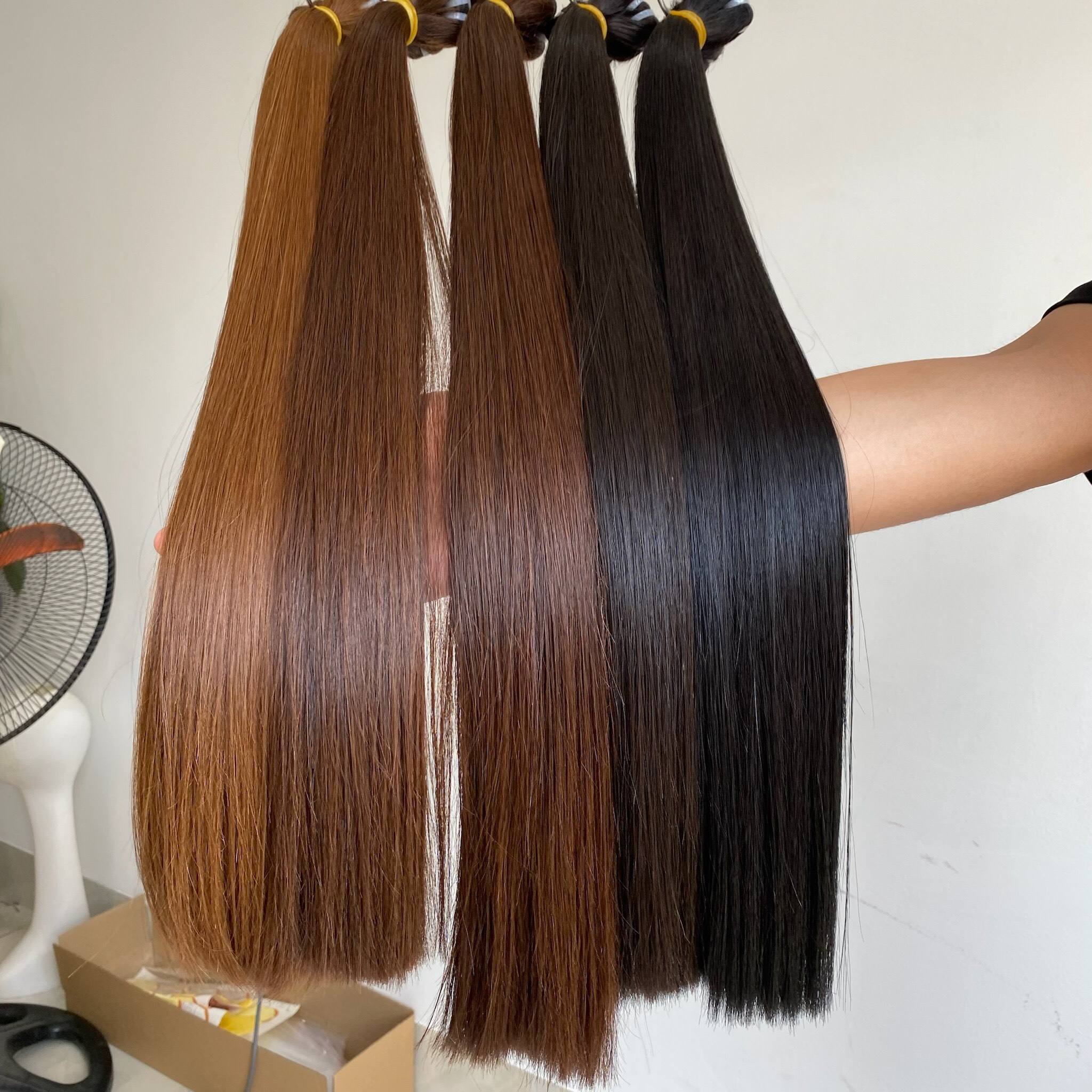 Color weft