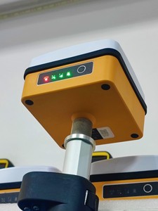 高精度Maskura GNSS RTKベース & ローバー、陸上測量用コントローラー付きIMU起動1 CM精度GPSRTKレシーバー - Product Image 3