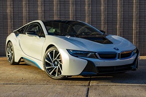 סיטונאי 2017 b-mw i8 קופה