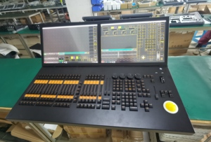 <strong>Controller</strong> Computer Light Console - Product Image 3