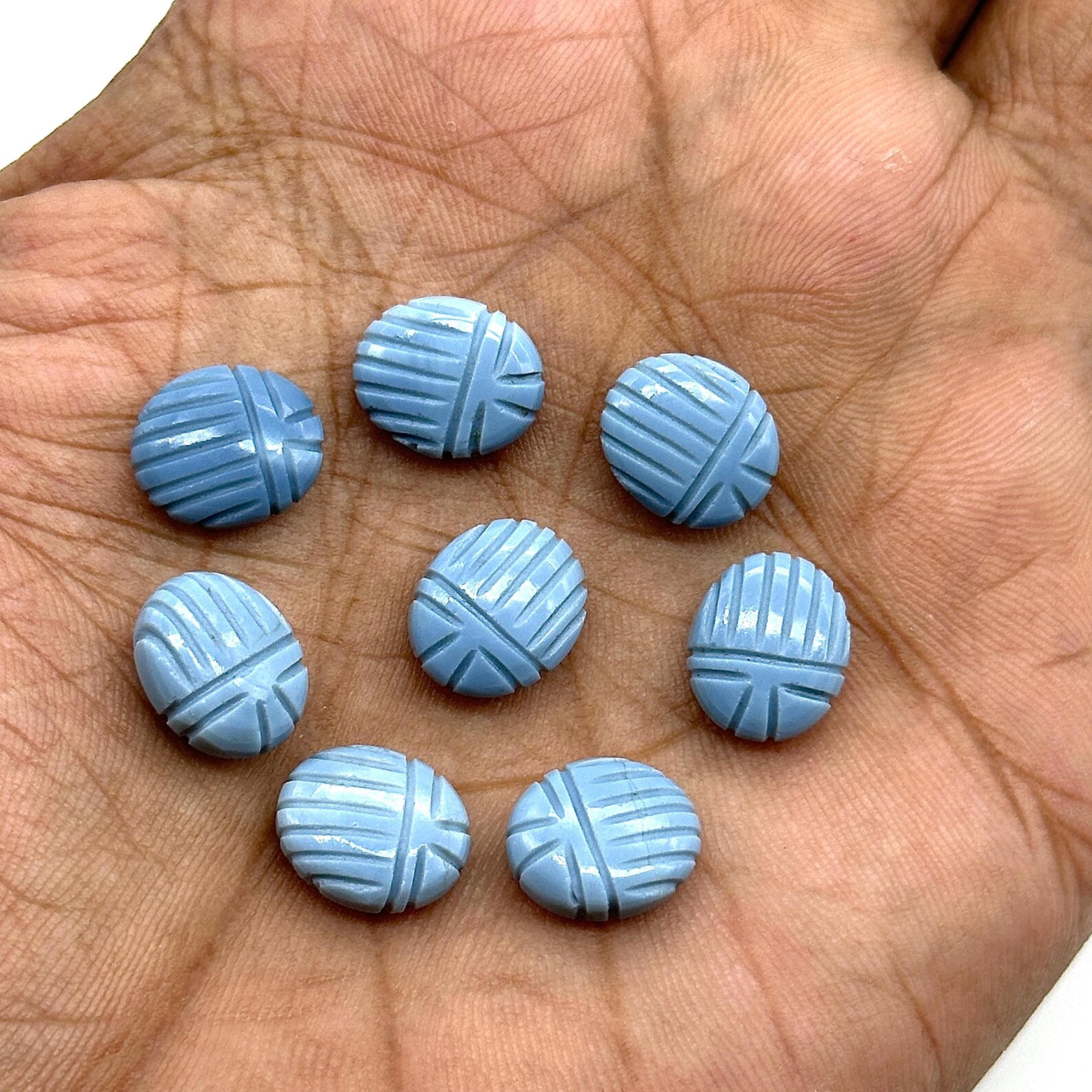 เช่นเดียวกับภาพ