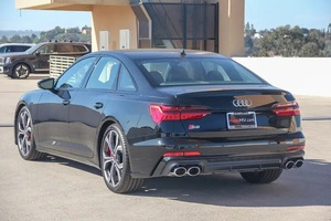 Audi S6 Premium Plus Sedan 4L motor kapasitesi Sale sürücü açık koyu seçenekleri deri manuel/otomatik şanzıman R16 satılık - Product Image 4