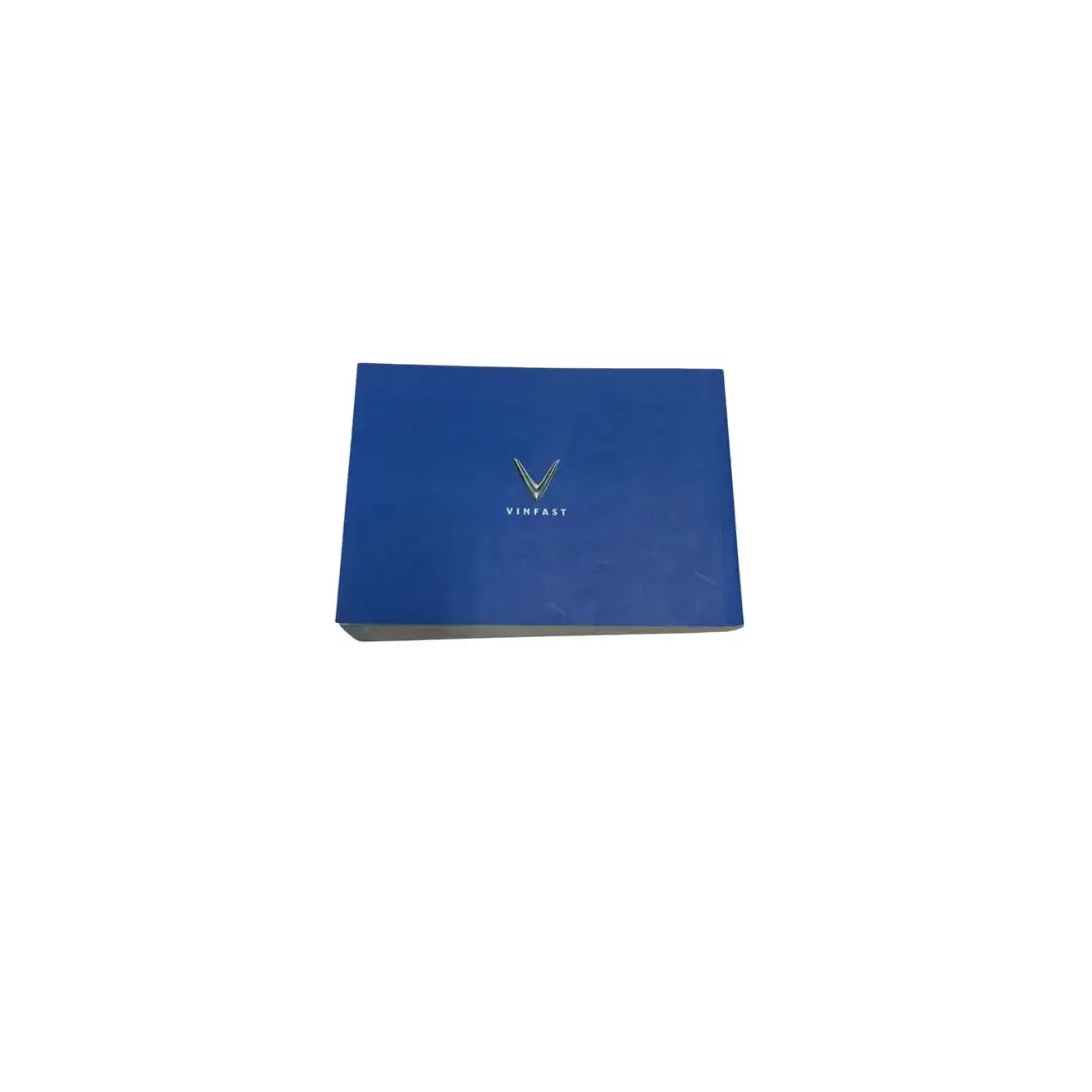 Bester Preis Veröffentlichung von VINFAST Offset papier Offsetdruck Heiß prägen Kunden spezifische Farbe Vietnam Factory