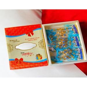 Hindistan'dan uygun fiyata her yaş için en kaliteli renkli boncuklu Rakhi canlı tasarımlar - Product Image 2