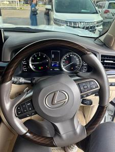 CLEAN Pre-Owned 2019/2022 Lex-us <strong>LX570</strong> 5.7 SUV