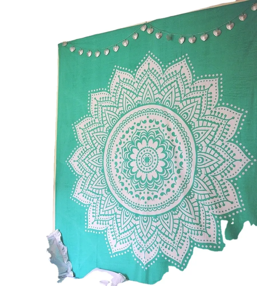 พรมแขวนผนังผ้าฝ้ายสีเขียวสีขาวผ้าแมนดาลาแบบ100% อินเดียอุปกรณ์ตกแต่งผนังสไตล์โบฮีเมียนศิลปะติดผนังทำมือผลิตภัณฑ์ในห้องน้ำ