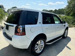 2014 L bir d Ro v er H H S E LUX LUX 4DR SUV