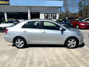 2008 Toyota Ya r S