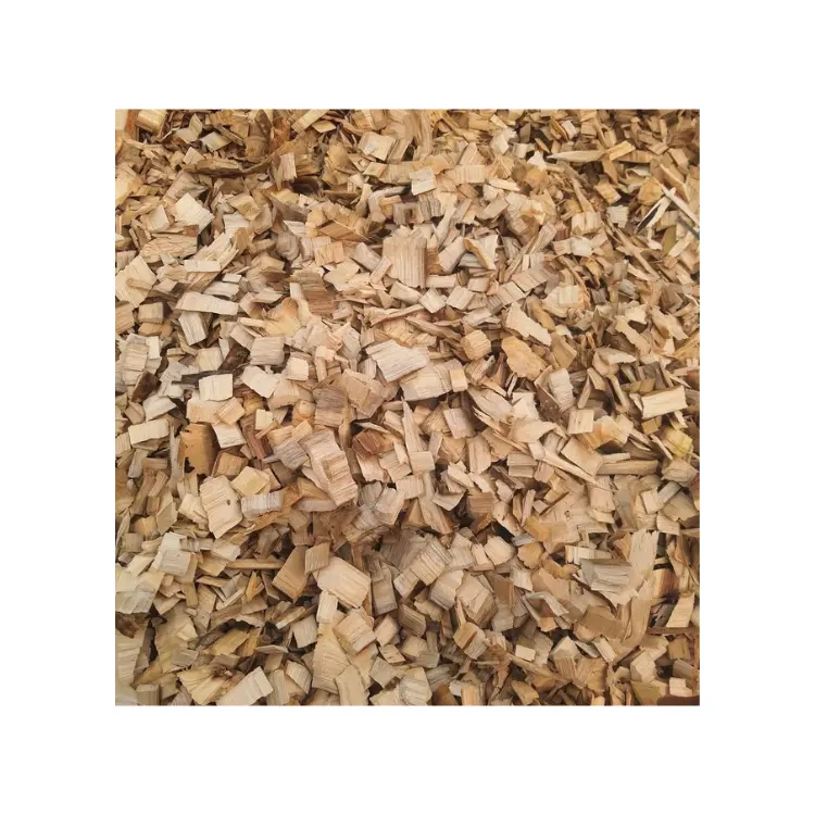 Astillas de madera de alta calidad, bolsas de 15kg, toneladas de Pino Acacia, eucalipto, pellets de madera más A1, 10mm - 40mm de longitud, madera mixta