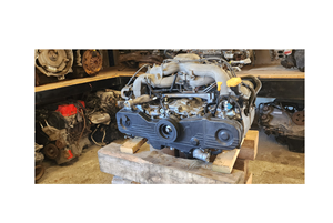 改造中古<span class=keywords><strong>EJ25</strong></span> 2.5L日本エンジン車両交換用