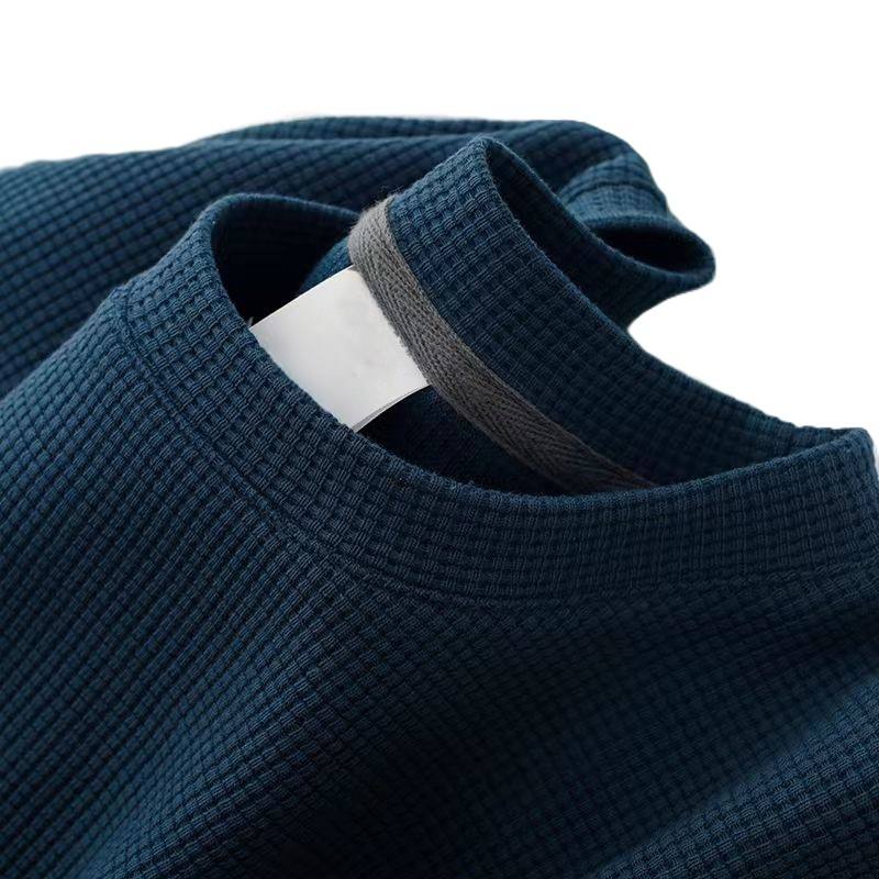 Waffle-knit short-sleeved navy blue shirt with O collar