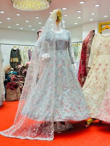 インドの伝統的なLahenga Choli美しい色とヘビーバター付きプリントシルク<span class=keywords><strong>Lehnga</strong></span> Choli女性ドレスラジャスタンスタイルの女性