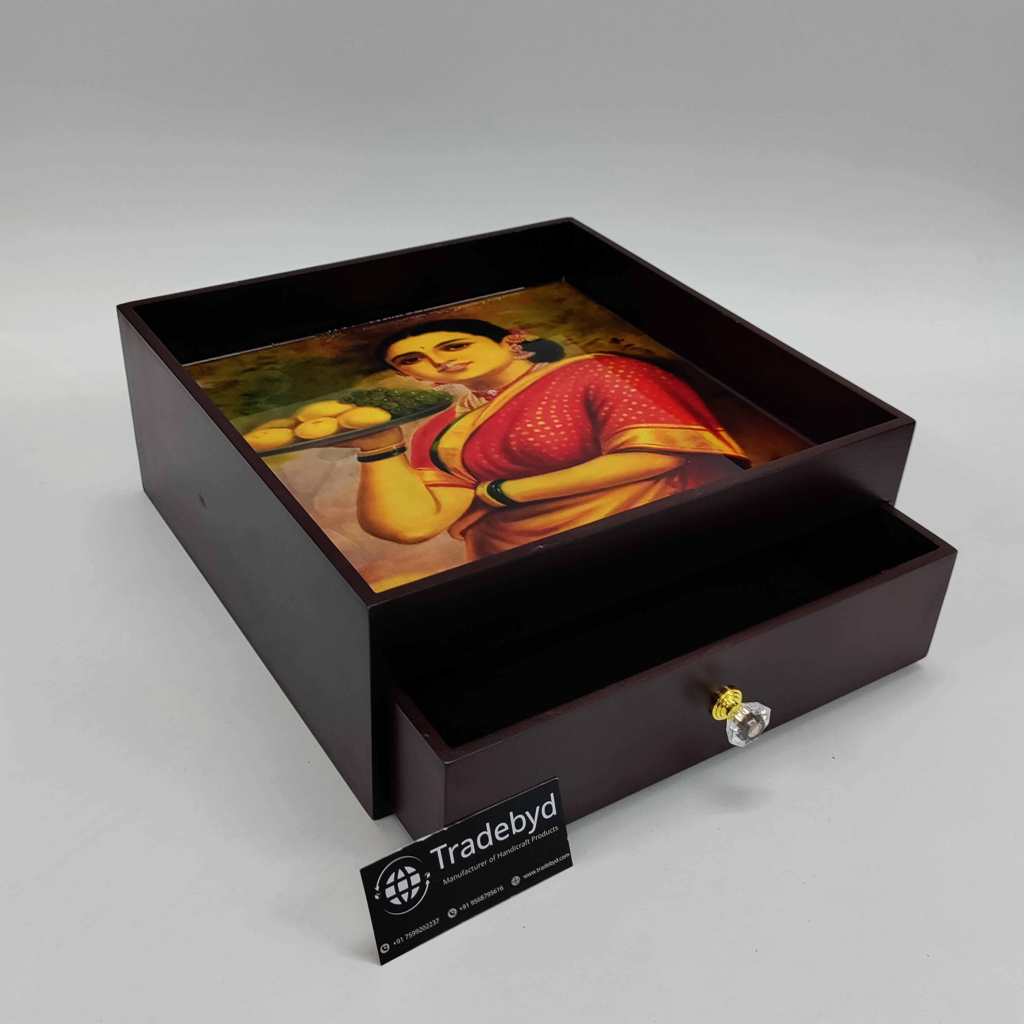 Available in different Color