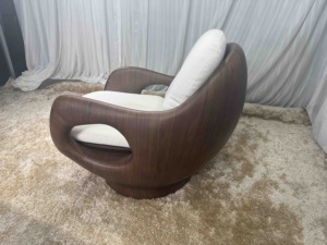 Disen Aestheticファーストクラスキャビンシングルラウンジャーチェアリクライニングフレンチサンラウンジクルミ色グラスファイバーチェア