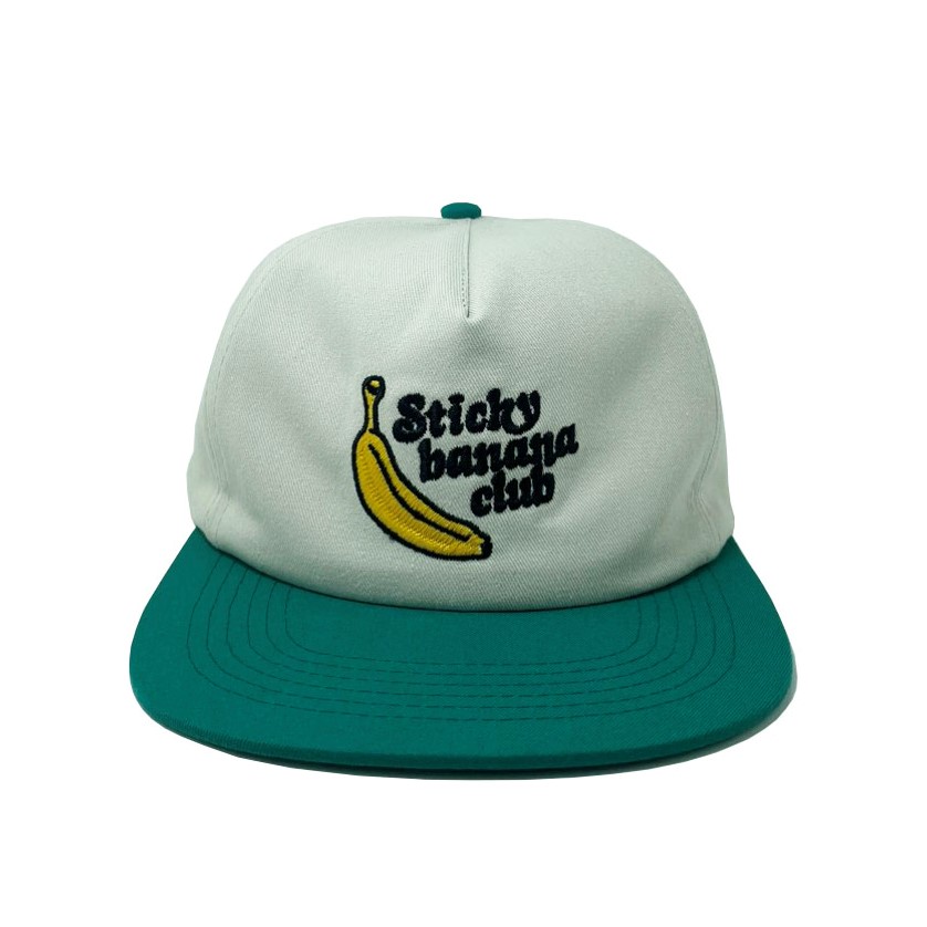 สีขาวและสีเขียว