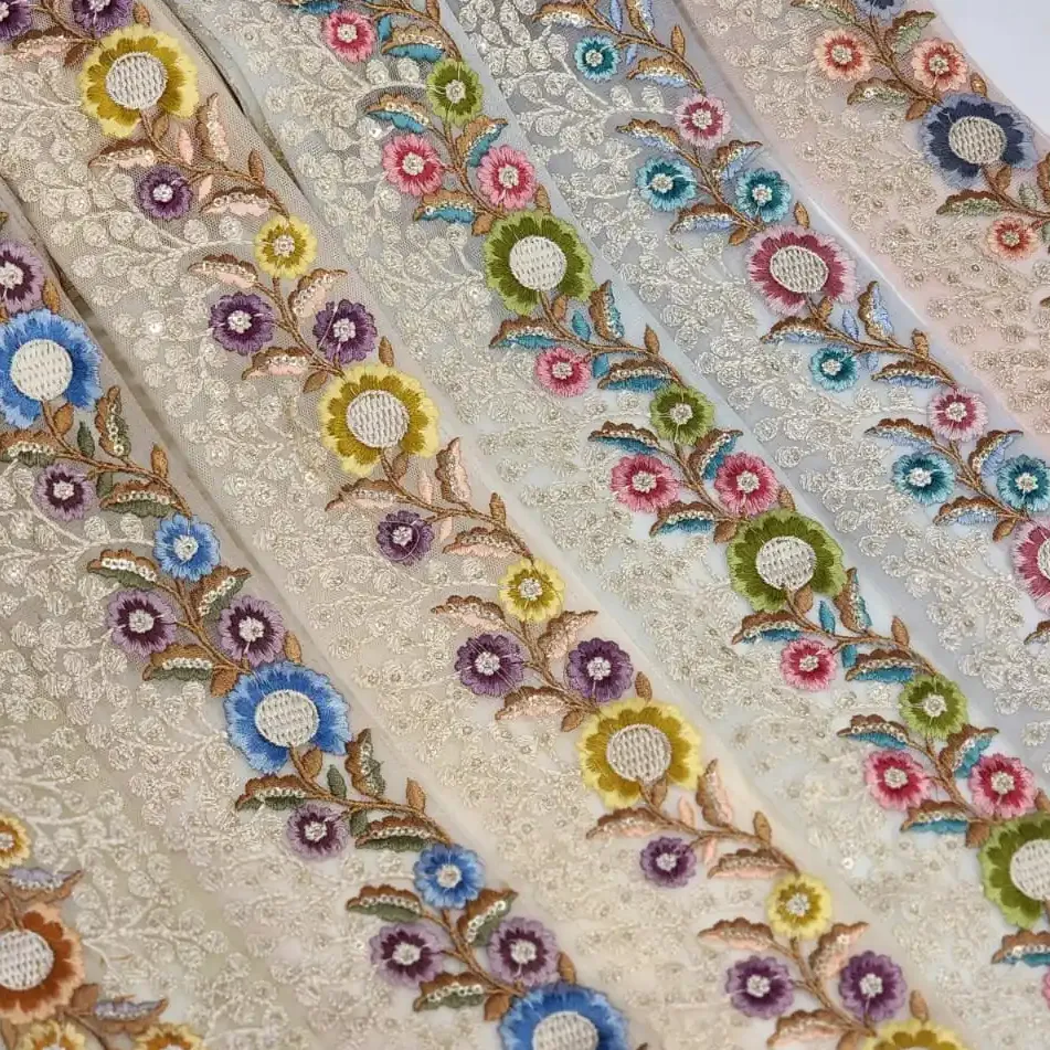 Accessoires vestimentaires décoration d'art en tissu, fleurs d'organza dentelle colorée broderie dentelle