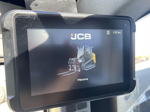 2024 jcb 270t skid-מטעין styler למכירה