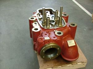 MAK 16V32ディーゼルエンジン部品高性能シリンダーヘッド機械用スペアパーツ - Product Image 3