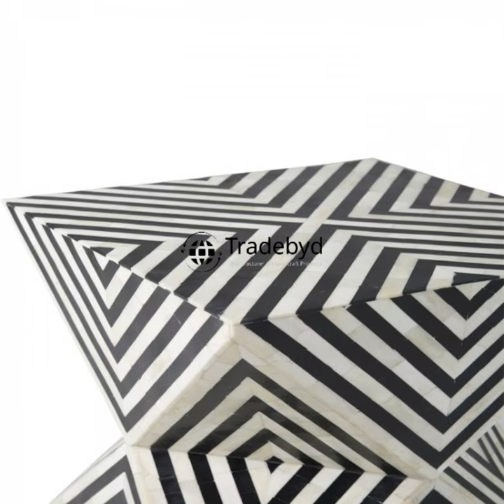 Available in different Colors