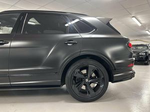 Mevcut 2022 B e n t l e y Bentayga 4.0 V8 - Product Image 2